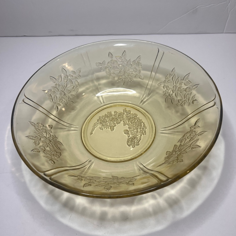 Federal Sharon/Cabbage Rose 8-1/2" Amber Berry Bowl- Depression Era 1935 to 1939